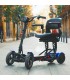 Scooter eléctrico plegable CITY con conducción tipo motocicleta y batería de litio.