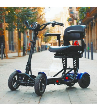 Scooter eléctrico plegable CITY con conducción tipo motocicleta y batería de litio.