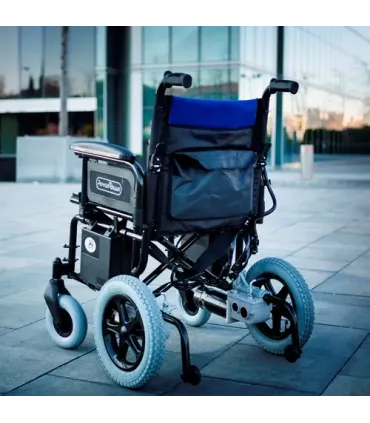 Silla power chair en la calle
