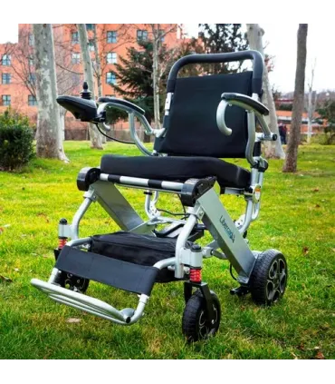 Silla de Ruedas Eléctrica Libercar Mistral | Litio Ligera y Plegable